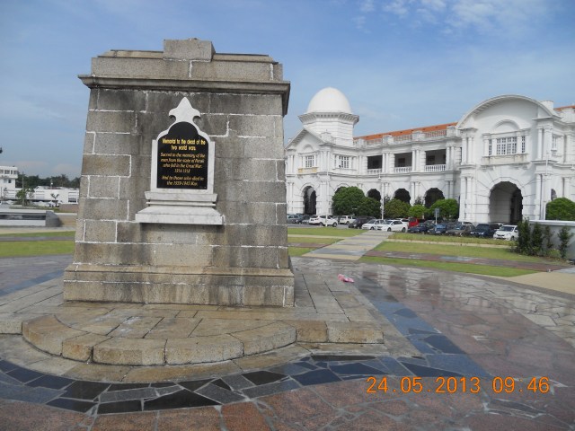railway station 25 May 2013 005