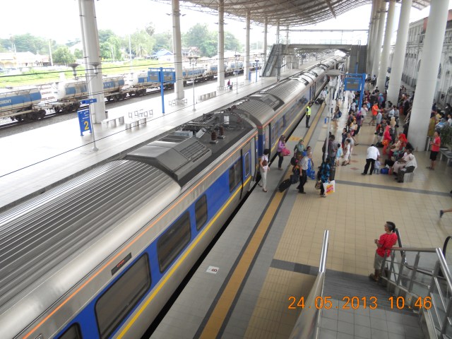 railway station 25 May 2013 016