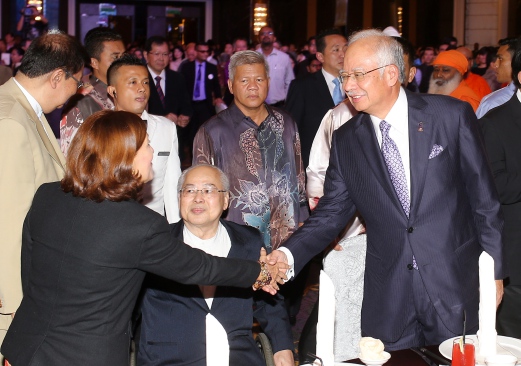 KUALA LUMPUR 02 June 2015. Prime Minister, Datuk Seri Najib Tun Razak accompany by Chairman of Christians for Peace and Harmony in Malaysia (CPHM), Wong Kim Kong (c) attend the National Peace & Harmony Banquet And The Launching of the CPHM at Majestic Hotel. NSTP/Yazit Razali